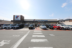 万代 南津の辺店